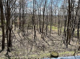 5637 Gundy Dr, Dennison, OH 44621