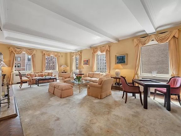 2nd image of 1100 Park Ave #8A