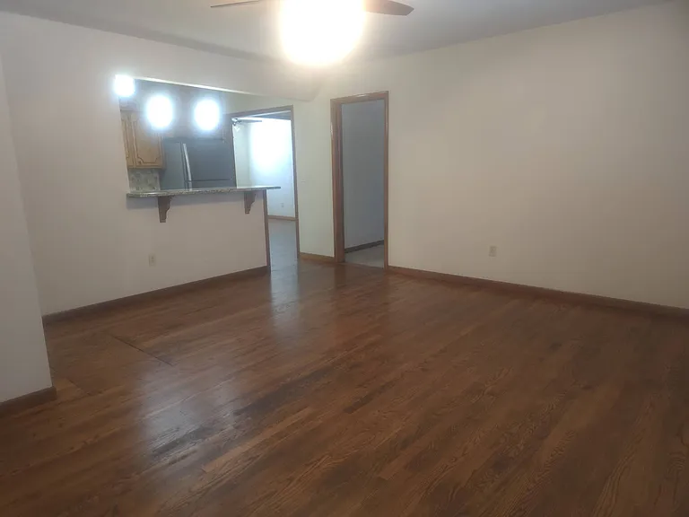 4701 N Peniel Ave — Photo 7