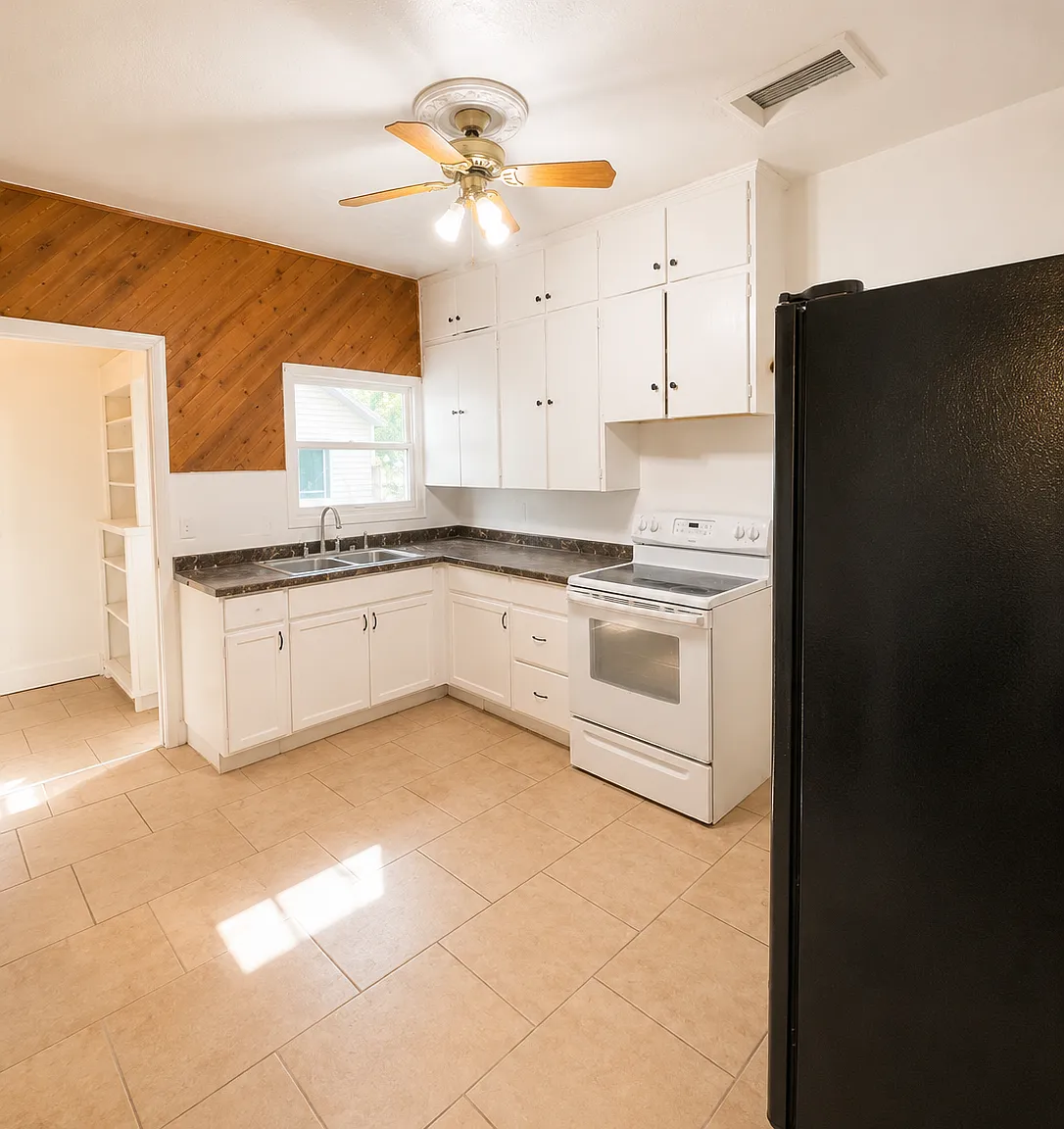 3 bed, 2954 sqft, $1,850 — Photo 2