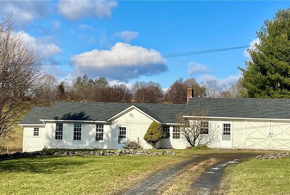 1st image of 60 Ogden Dr