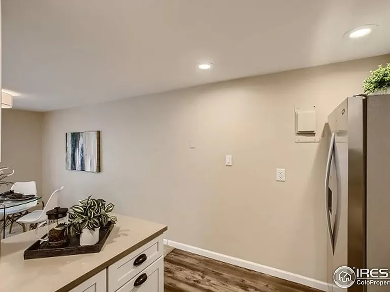 745 Thomas Dr #6 — Photo 11