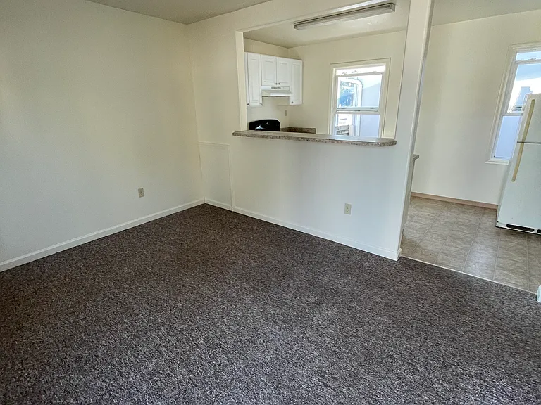 1076 Samoa Blvd #1 — Photo 8