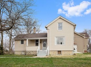 1326 S Jefferson St, Lockport, IL 60441