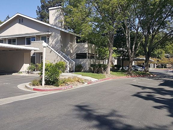 2nd image of 5520 Sean Cir APT 85