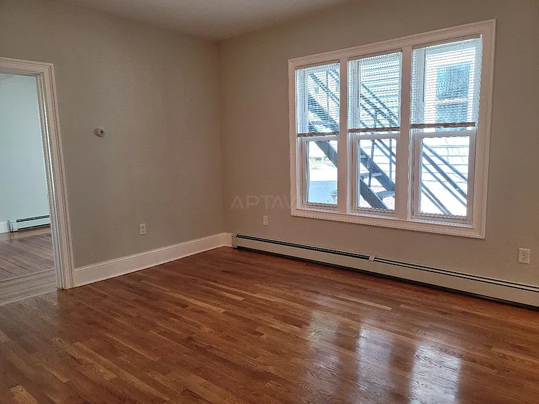 8 Kenwood St #1 — Photo 16