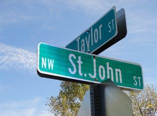 800 NW Saint John St, Topeka, KS 66608