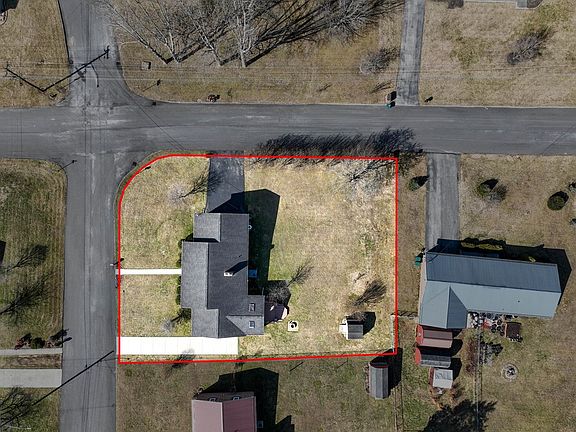 3rd image of 110 Quillen Dr
