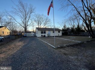 105 Delwyn Ln, Williamstown, NJ 08094