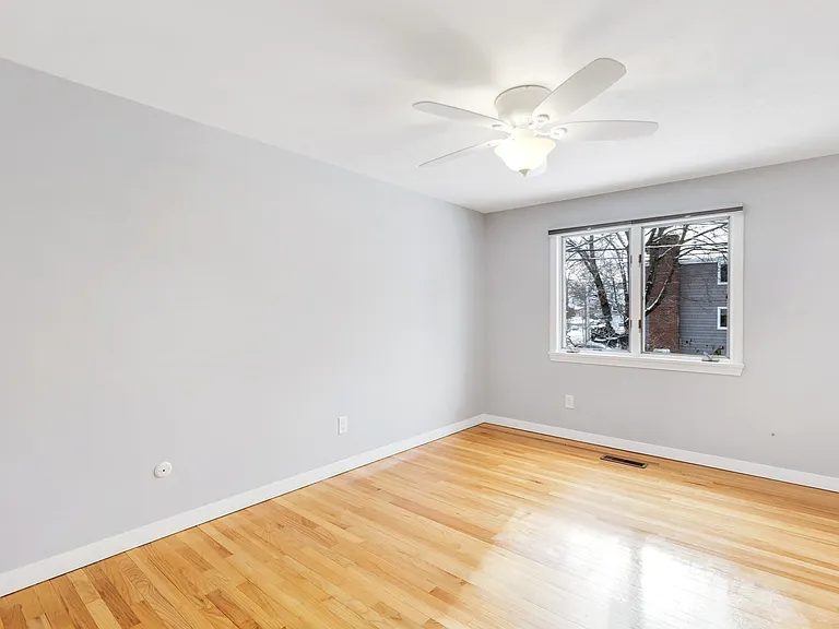 89-91 Williams St #89-91 — Photo 13
