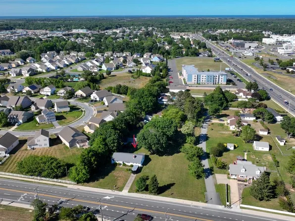 19234 Plantation Rd, Rehoboth Beach, DE 19971