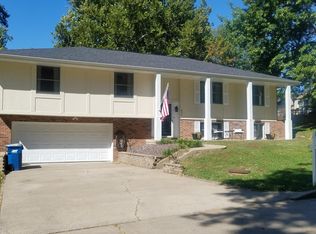 821 Southern Air Dr, Jefferson City, MO 65109
