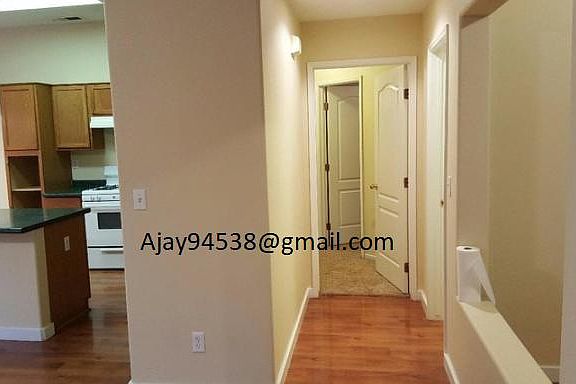 2nd image of 2560 E Hillview Ave