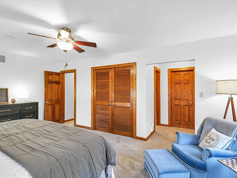 1705 Lake Shore Dr — Photo 28