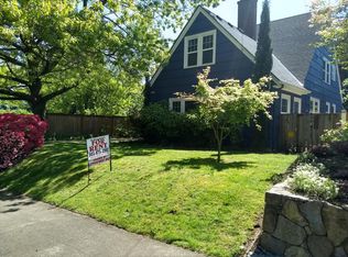 3840 NE Couch St, Portland, OR 97232