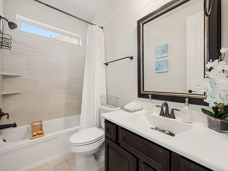 9338 Taylor Cliff Ln — Photo 26