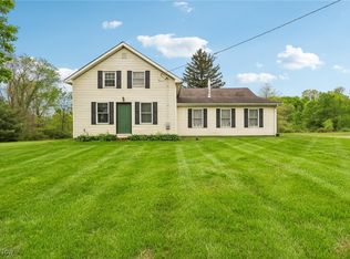 5256 State Route 322, Windsor, OH 44099