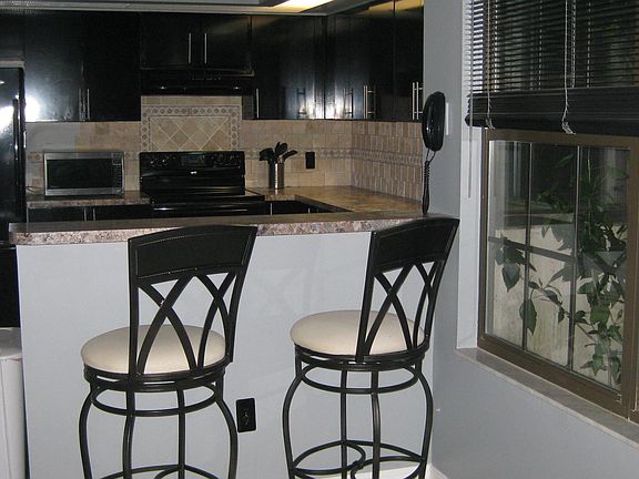 4th image of 4309 Barquero Ct E