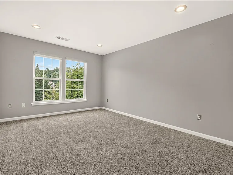 6455 Saddlebrook Ln — Photo 29