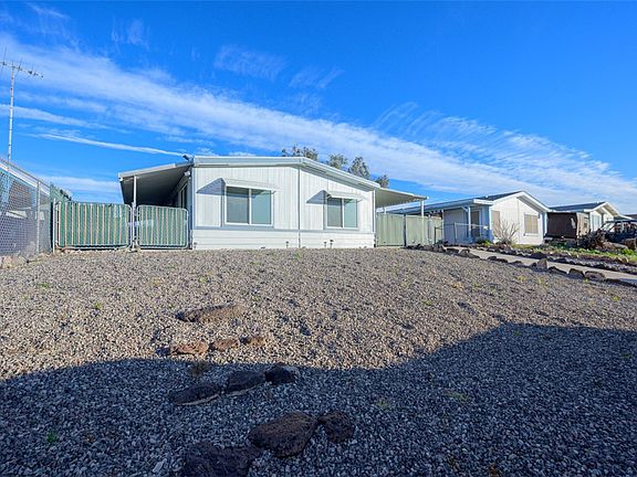 3rd image of 901 Palo Verde Drive