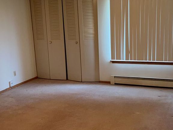 5th image of 535 S Randall Ave #18