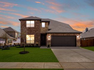 1012 Pineview Ln, Crowley, TX 76036