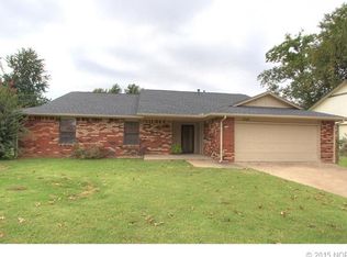 1308 S 32nd St, Broken Arrow, OK 74014
