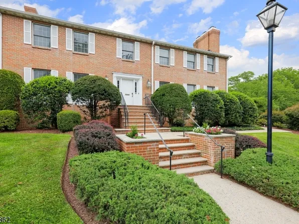12 Cowperthwaite Place, Westfield Town, NJ 07090