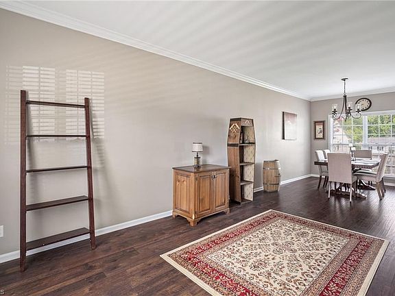 5th image of 404 Tighfield Dr