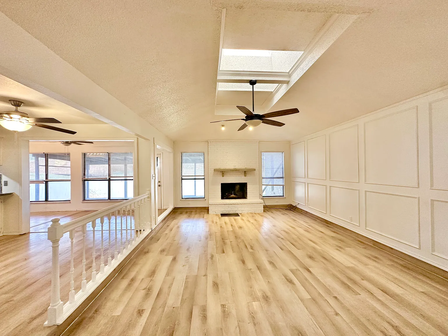 3 bed, 1855 sqft, $2,250 — Photo 2