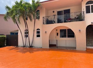 216 SW 42nd Ave, Coral Gables, FL 33134