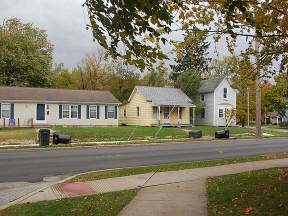 3rd image of 753 S Bend Ave