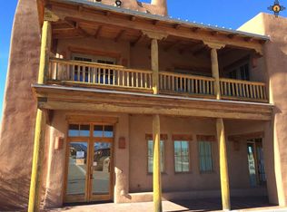 19 Via Plaza Nueva, Santa Fe, NM 87507