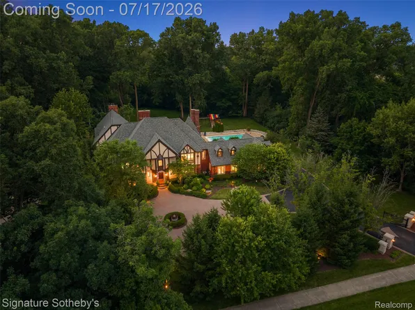 1235 Westview Rd, Bloomfield Hills, MI 48304