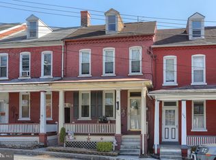 226 Rexmont Rd, Lebanon, PA 17042