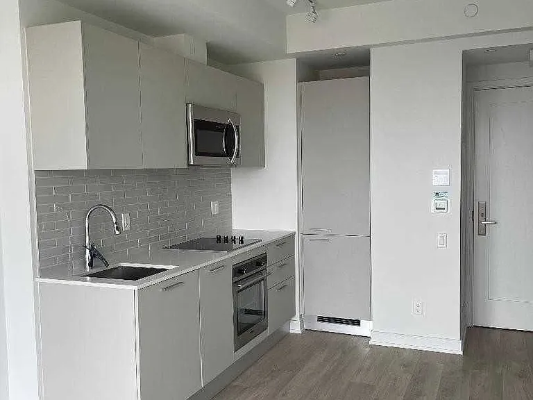 3 Gloucester St #2903 — Photo 3