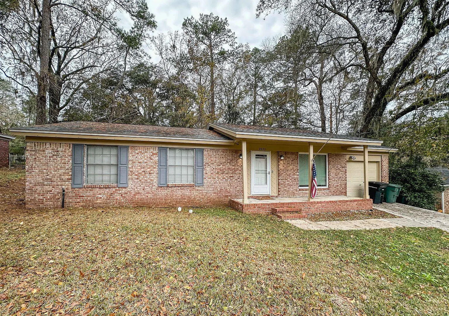 4 bedroom/2 bath Home in the NW with Easy Access to I10 — Photo 1