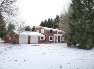 8539 Cottonwood Dr, Jenison, MI 49428