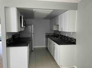 14322 NE 7th Pl APT 2, Bellevue, WA 98007