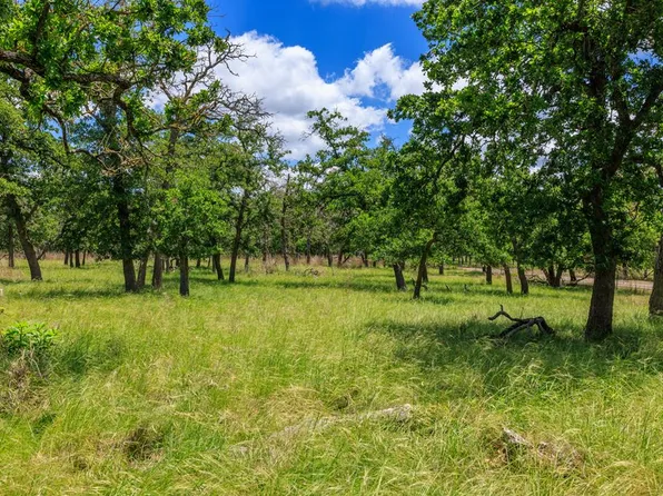 2100 Grape Creek Rd, Fredericksburg, TX 78624