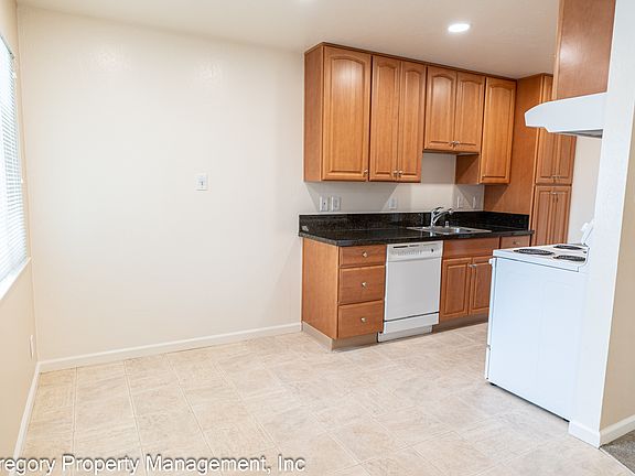 3rd image of 1815 Central Ave #202