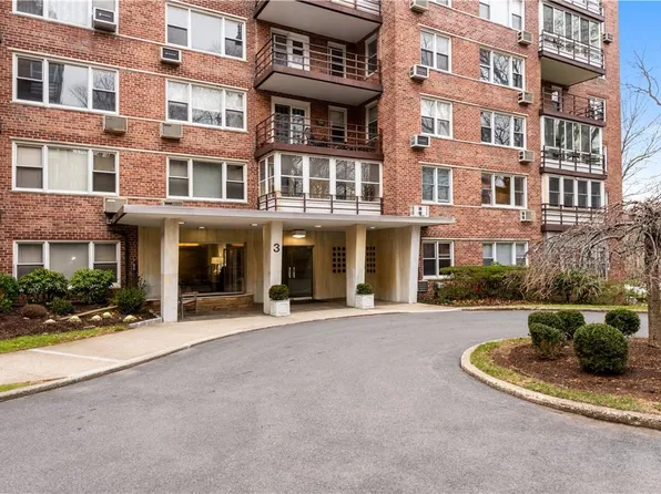 3 Washington Square #2A, Larchmont, NY 10538