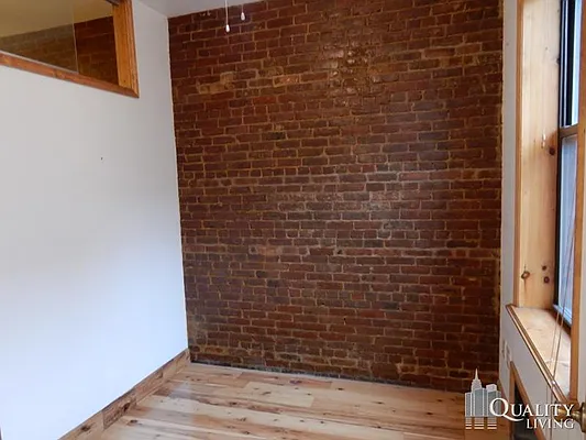 Rented by Quality Living Realty | media 15