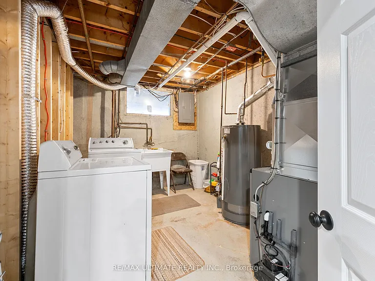 252 Bertie St #E — Photo 27