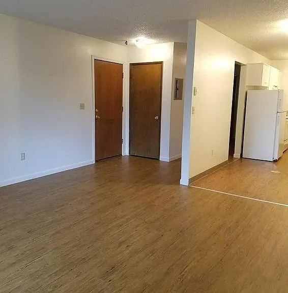 Rochelle Apartments — Photo 3