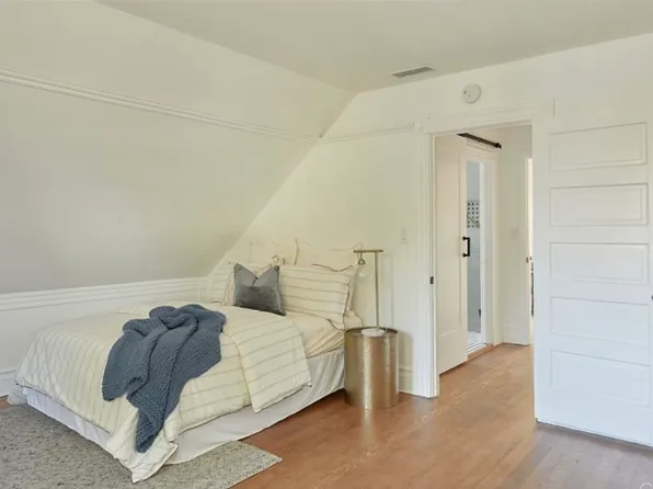 3025 E Corto Pl, Long Beach, CA 90803