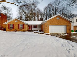 3551 Oak Rd, Stow, OH 44224