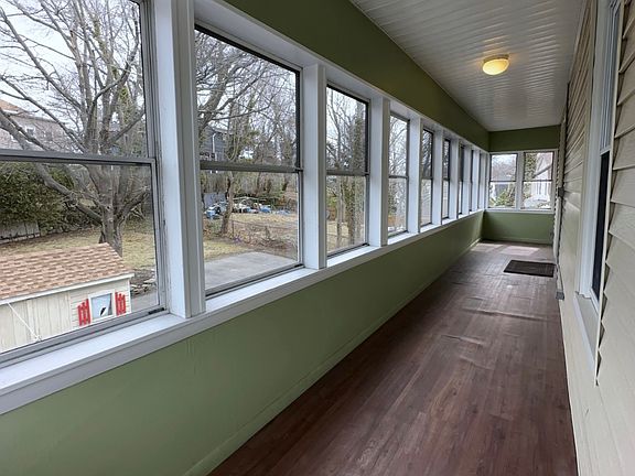 2nd image of 329 Jefferson Ave #2
