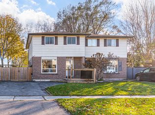 17 Loscombe Dr, Clarington, ON L1C3S8