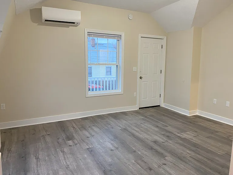 18 Imperial St #201 — Photo 5